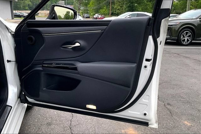 Certified 2022 Lexus ES 350 w/ Premium Package FWD image 28