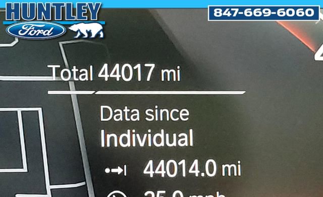 Used 2022 BMW X7 M50i w/ Executive Package image 9