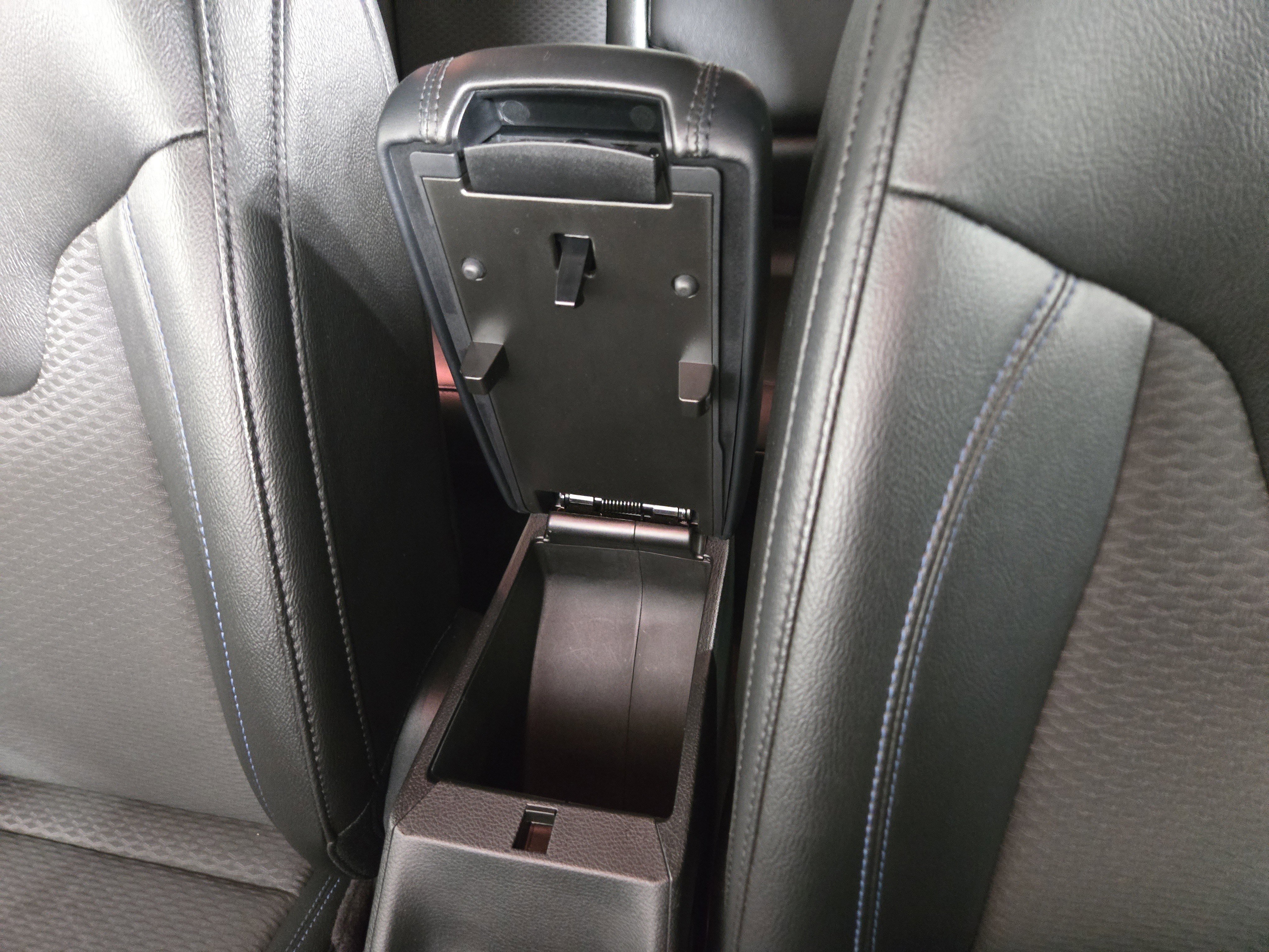 Used 2025 Jeep Compass Latitude w/ Convenience Group image 26