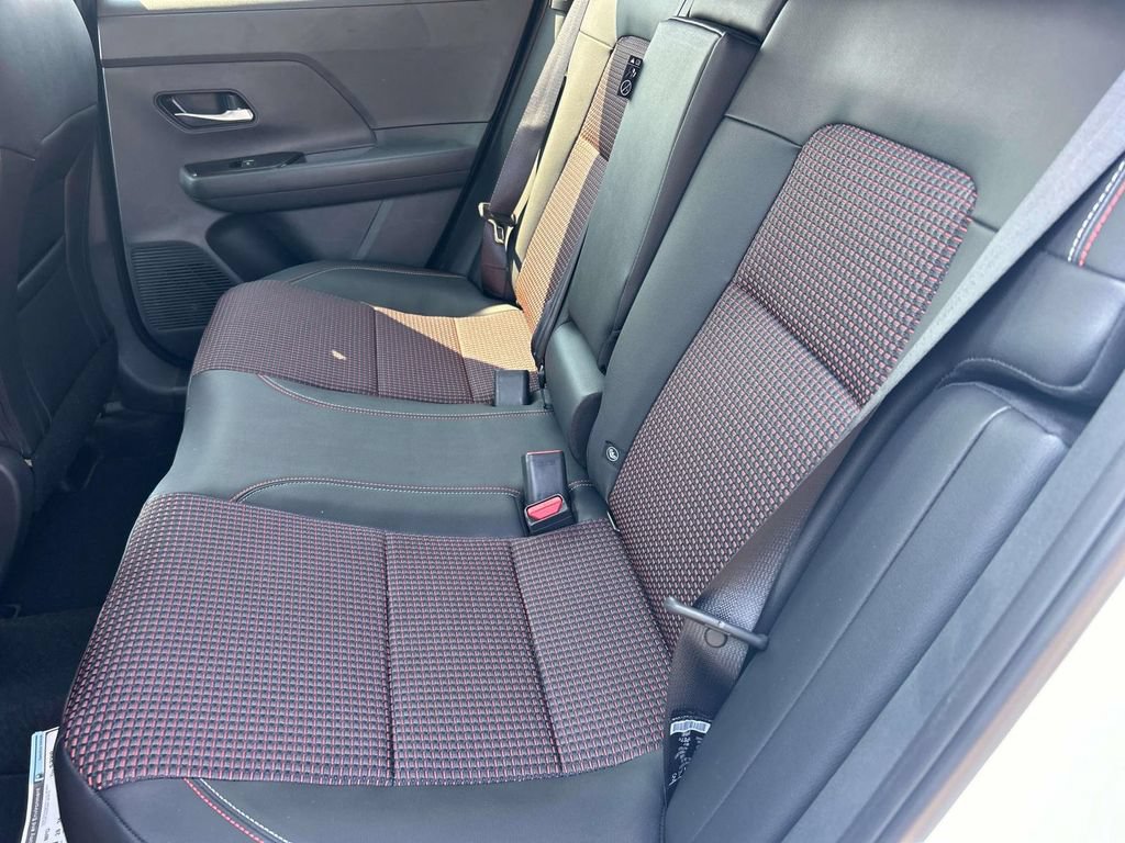 New 2026 Nissan Kicks SR FWD image 16