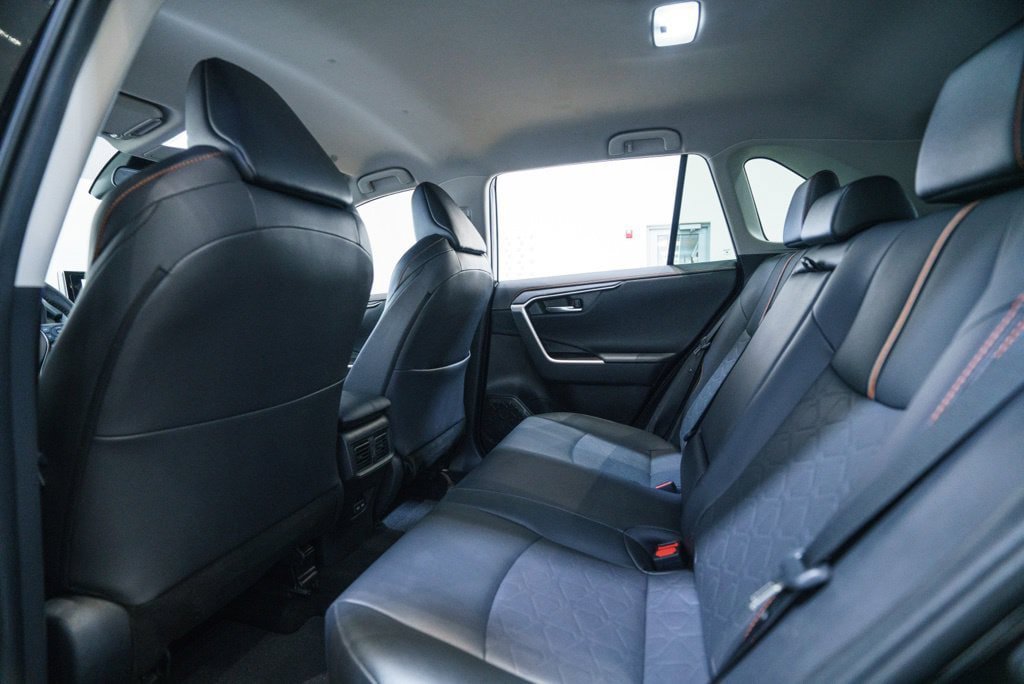 Used 2024 Toyota RAV4 Adventure AWD/4WD image 32