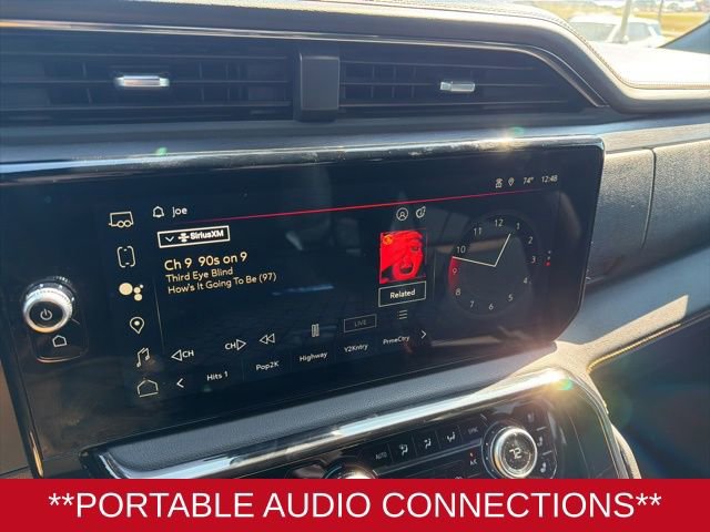 Used 2024 GMC Sierra 2500 AT4 image 17