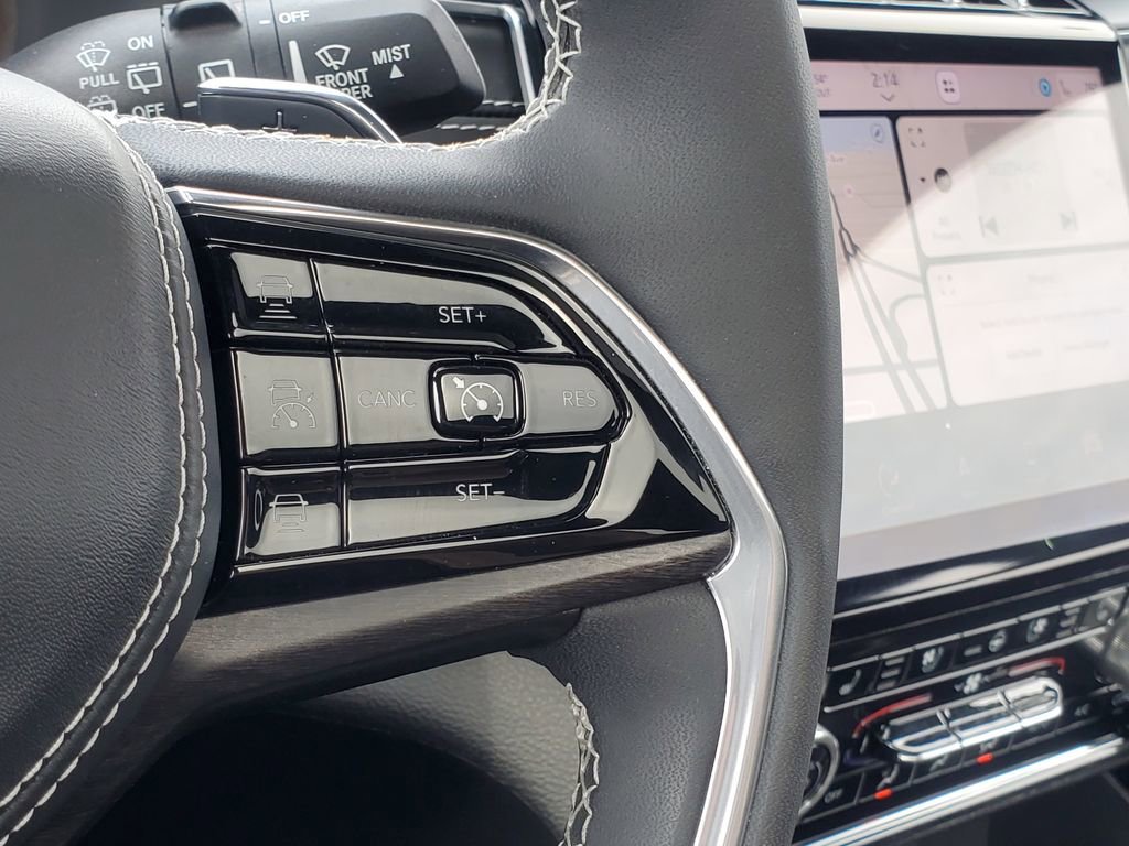 Used 2022 Jeep Grand Cherokee Overland image 20