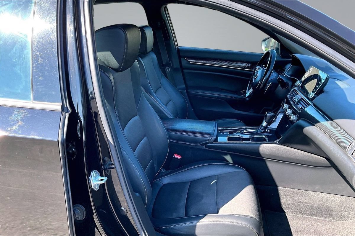 Used 2021 Honda Accord Sport image 13