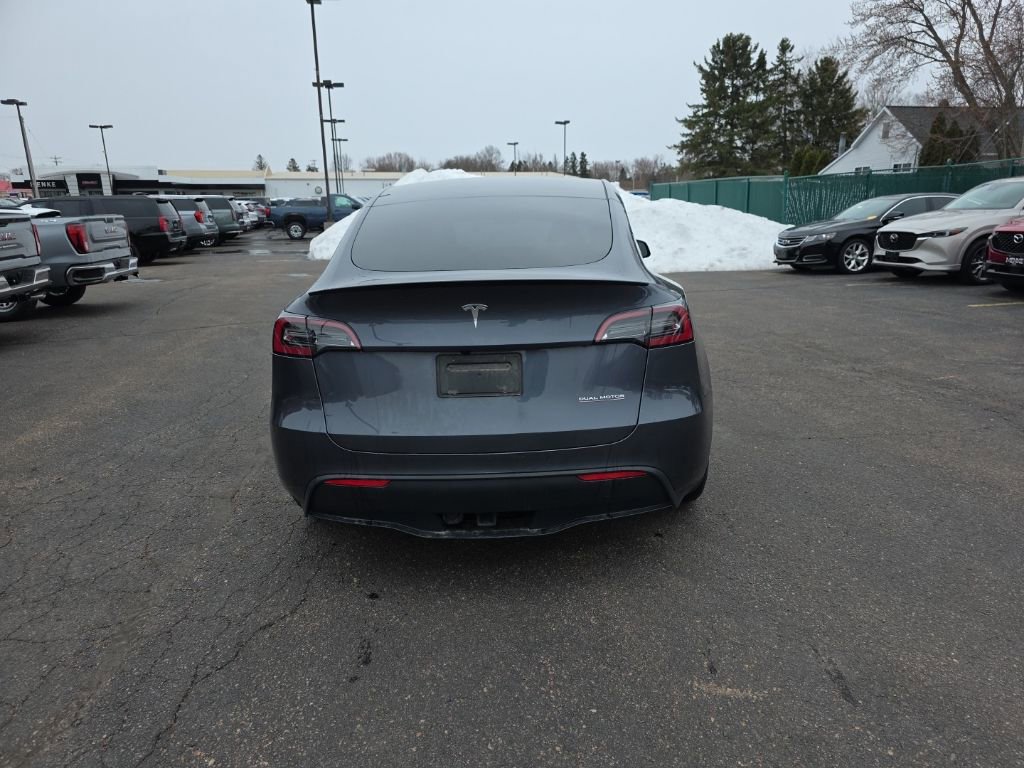 Used 2023 Tesla Model Y Performance image 7