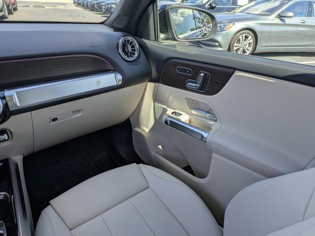 New 2026 Mercedes-Benz GLB 250 image 18