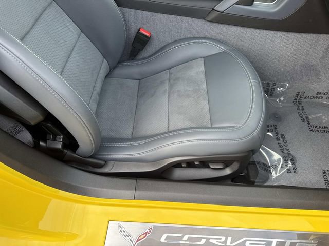 Used 2016 Chevrolet Corvette Z06 w/ 3LZ Preferred Equipment Group image 18