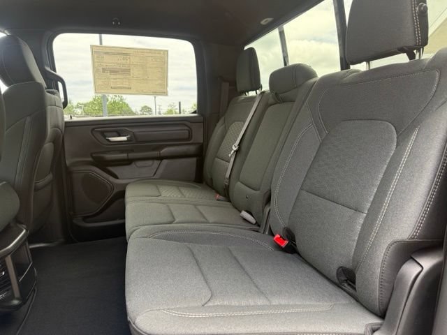 New 2026 RAM 1500 Express AWD/4WD image 18