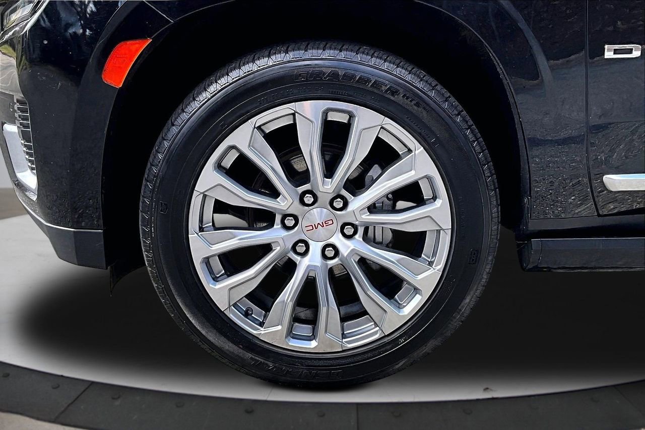 Used 2023 GMC Yukon Denali image 33
