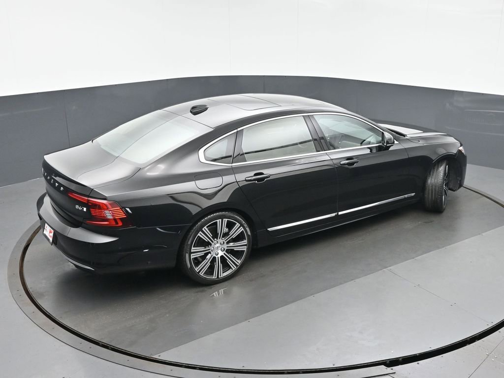 Used 2023 Volvo S90 B6 Ultimate w/ Protection Package Premier image 35