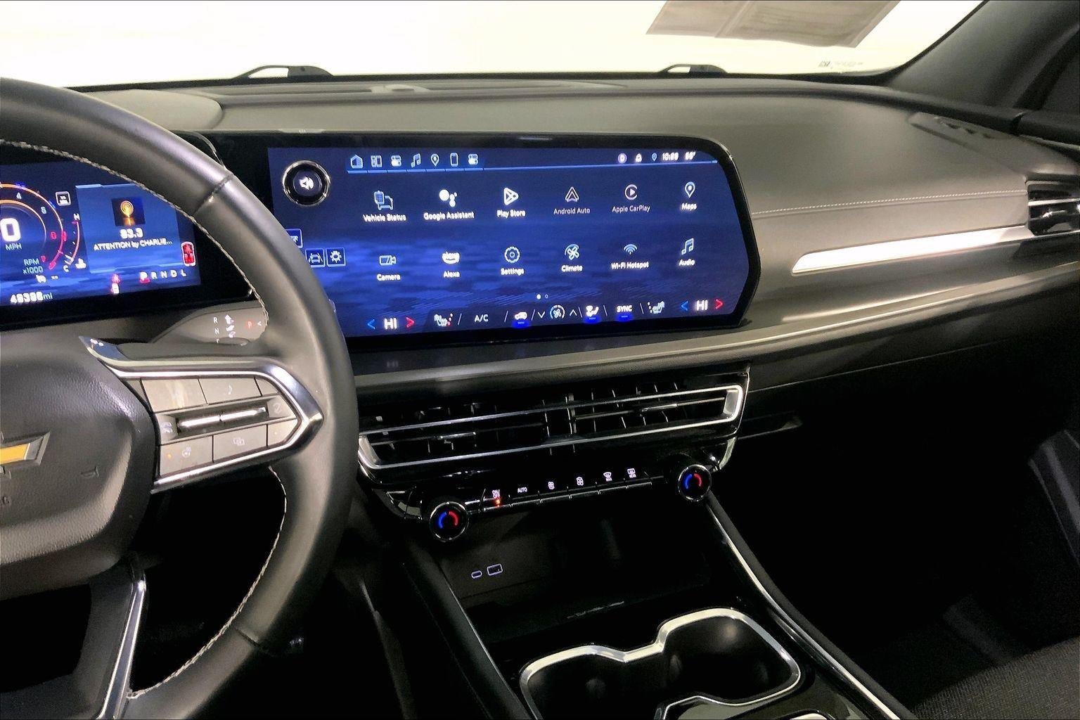 Used 2024 Chevrolet Traverse LT AWD/4WD image 7