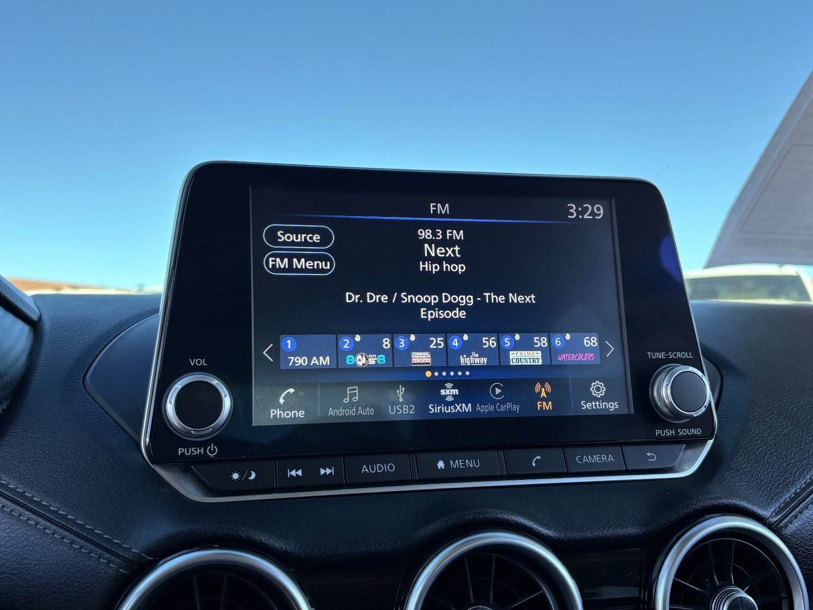 Used 2021 Nissan Sentra SV FWD image 23