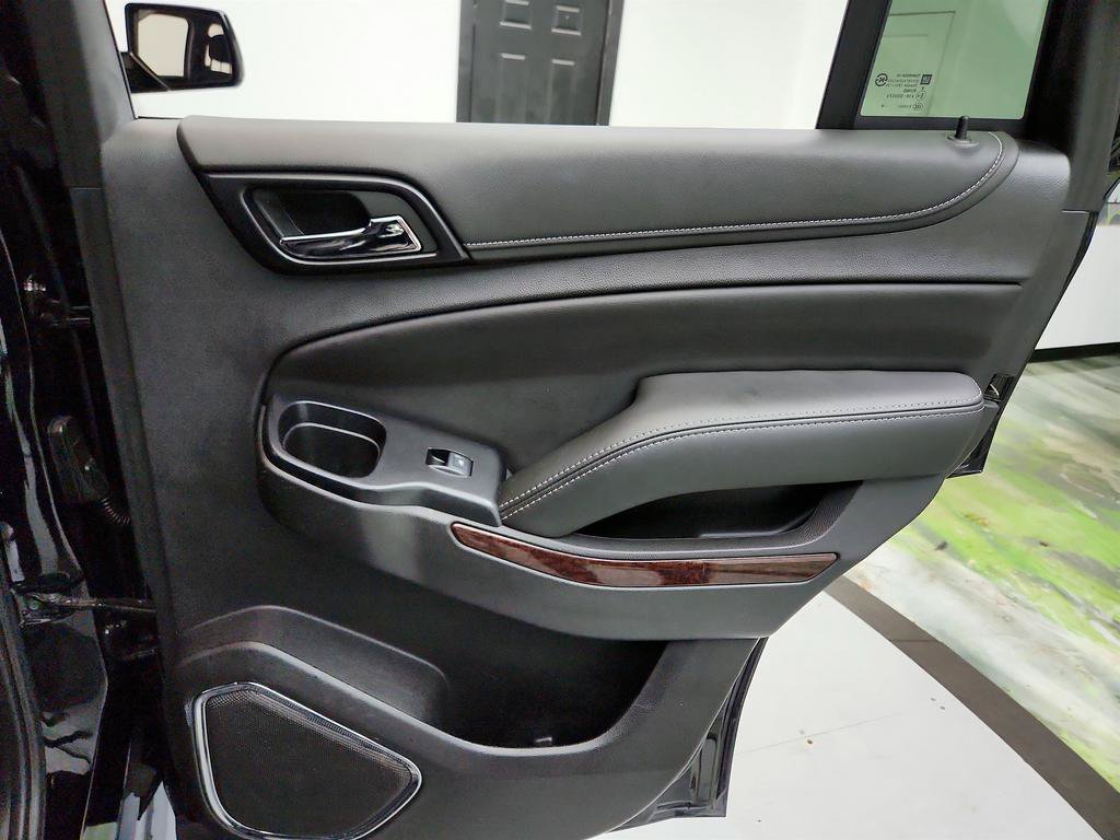 Used 2020 GMC Yukon SLE RWD image 26