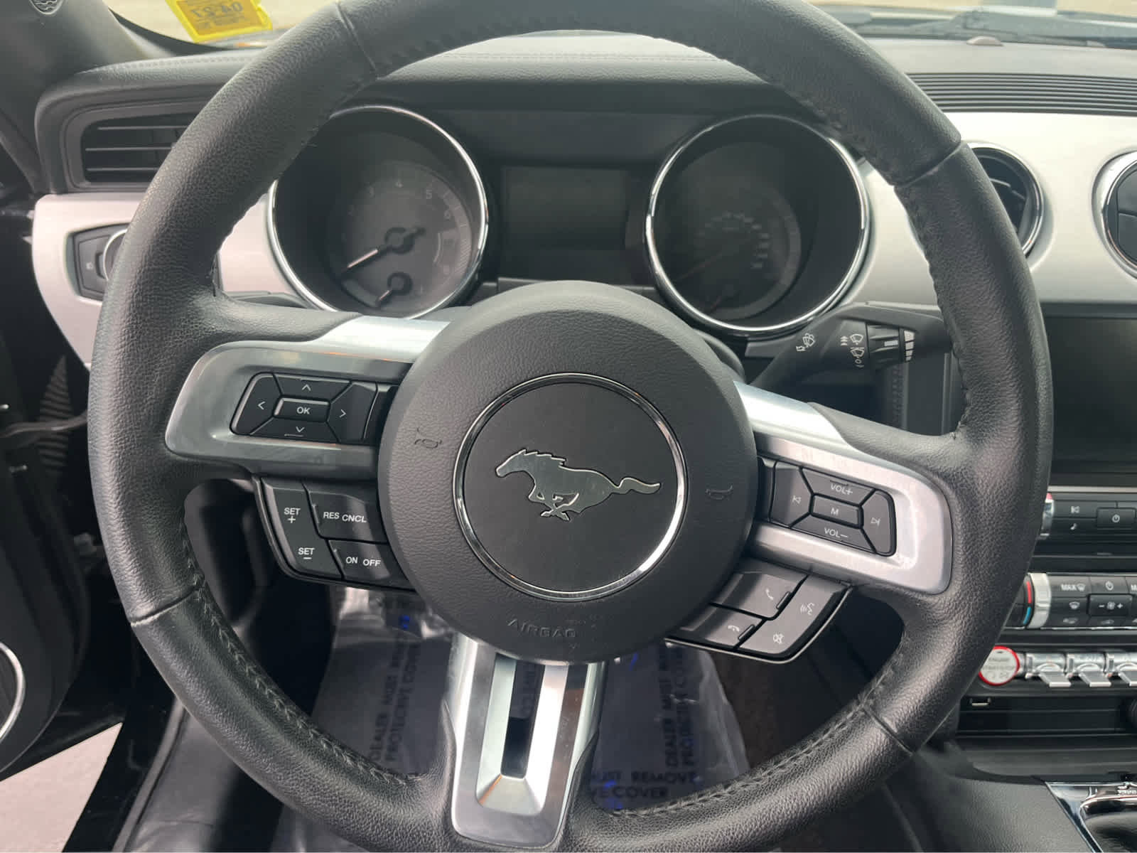 Used 2015 Ford Mustang GT Premium w/ Equipment Group 401A RWD image 19