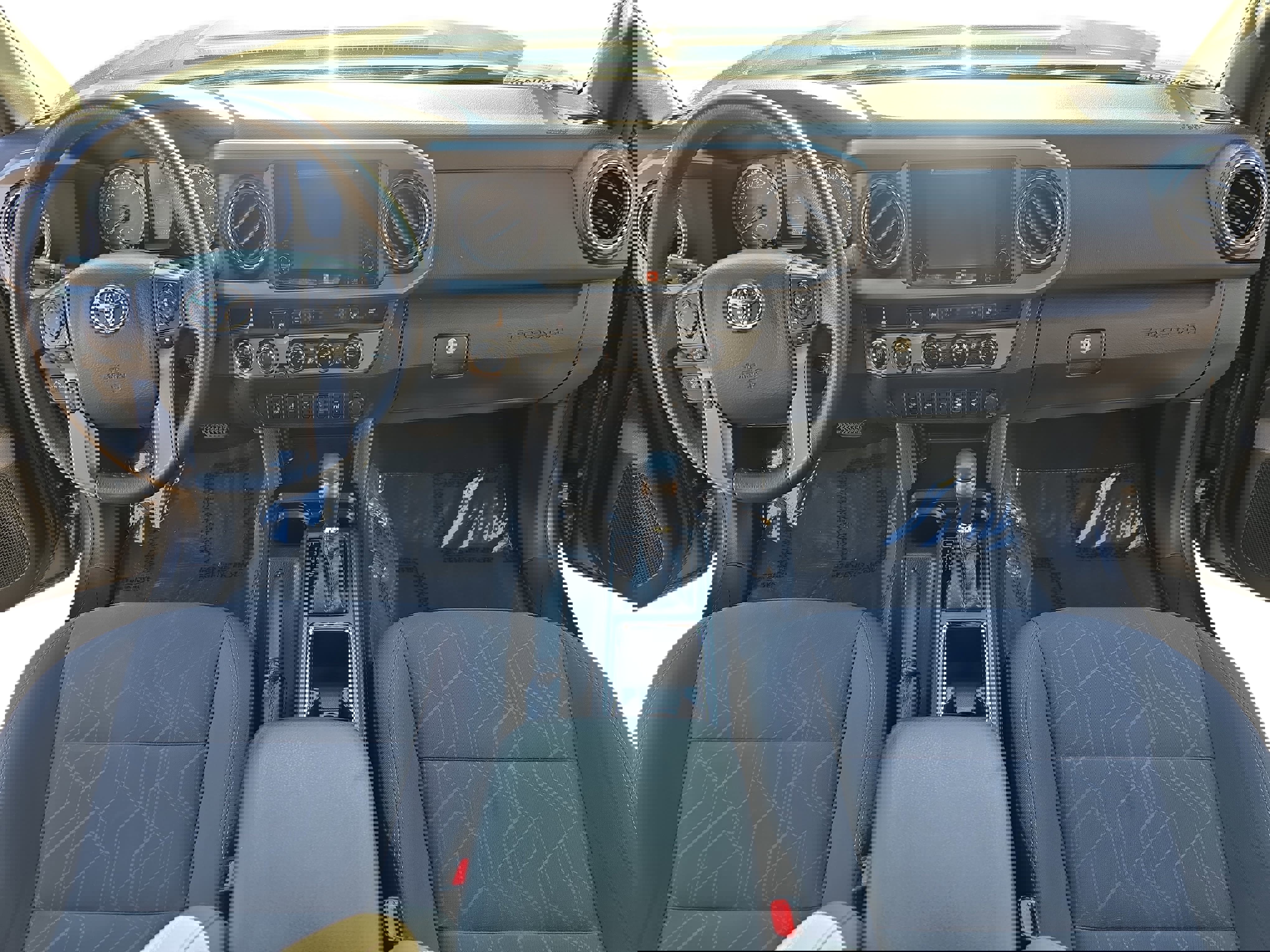 Used 2017 Toyota Tacoma TRD Sport image 9