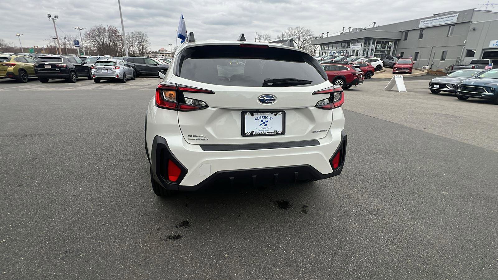 Used 2025 Subaru Crosstrek 2.0i Premium AWD/4WD image 6