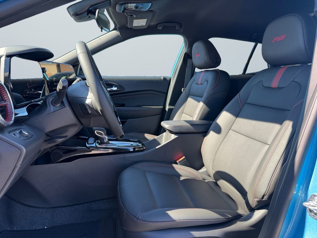 New 2026 Chevrolet Trax RS w/ Driver Confidence Package image 9
