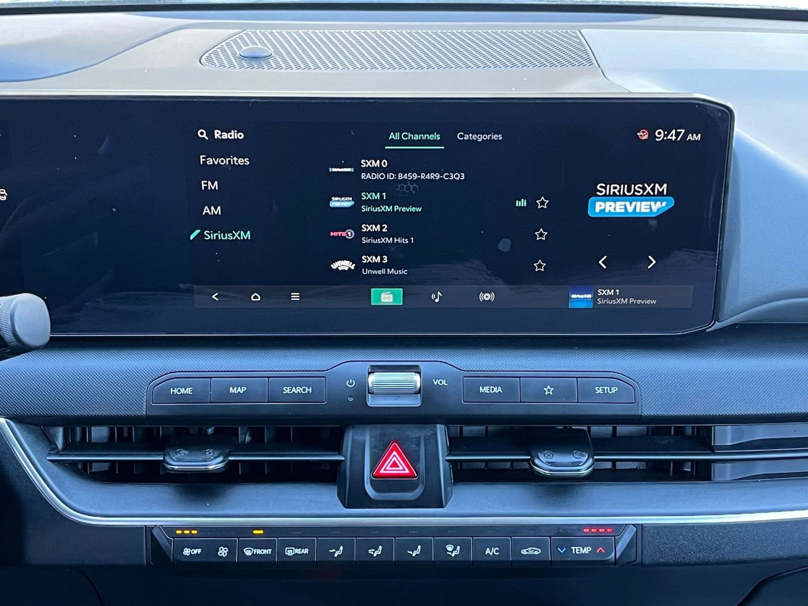 Used 2025 Kia K4 LXS image 17