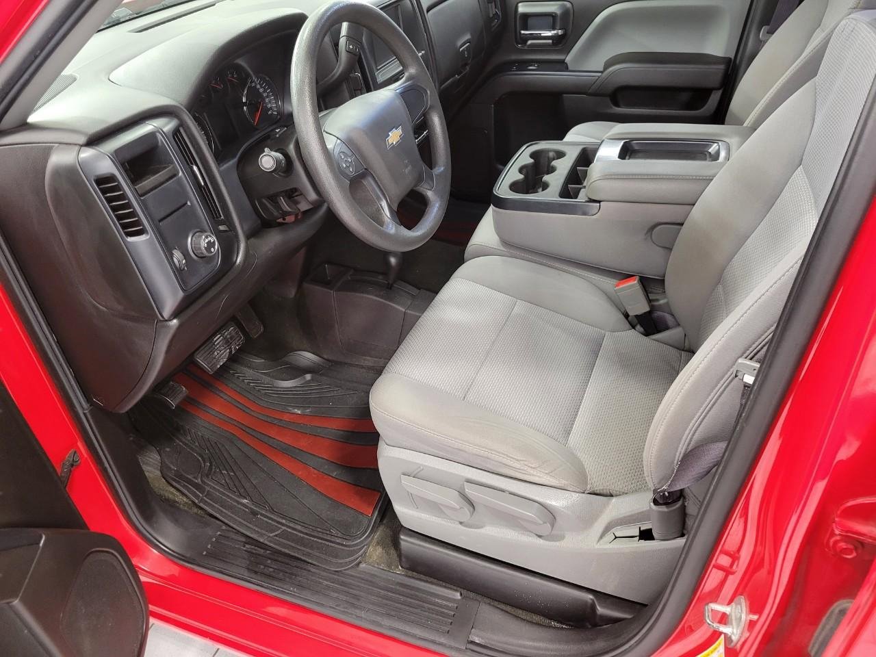 Used 2017 Chevrolet Silverado 1500 Custom w/ Custom Convenience Package AWD/4WD image 10