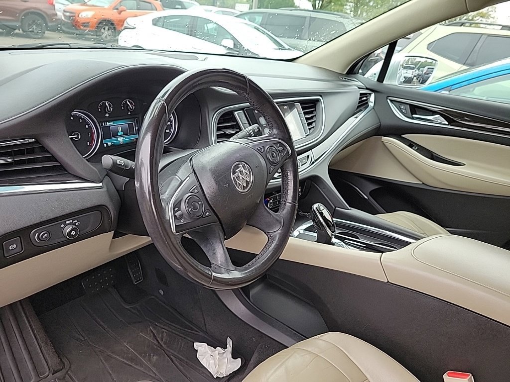 Used 2018 Buick Enclave Essence FWD image 7