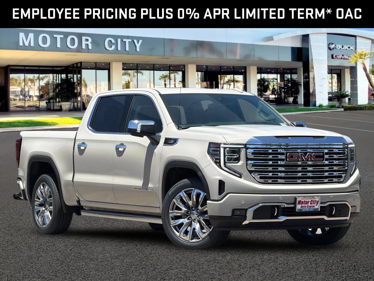 New 2026 GMC Sierra 1500 Denali w/ Denali Reserve Package AWD/4WD image 1