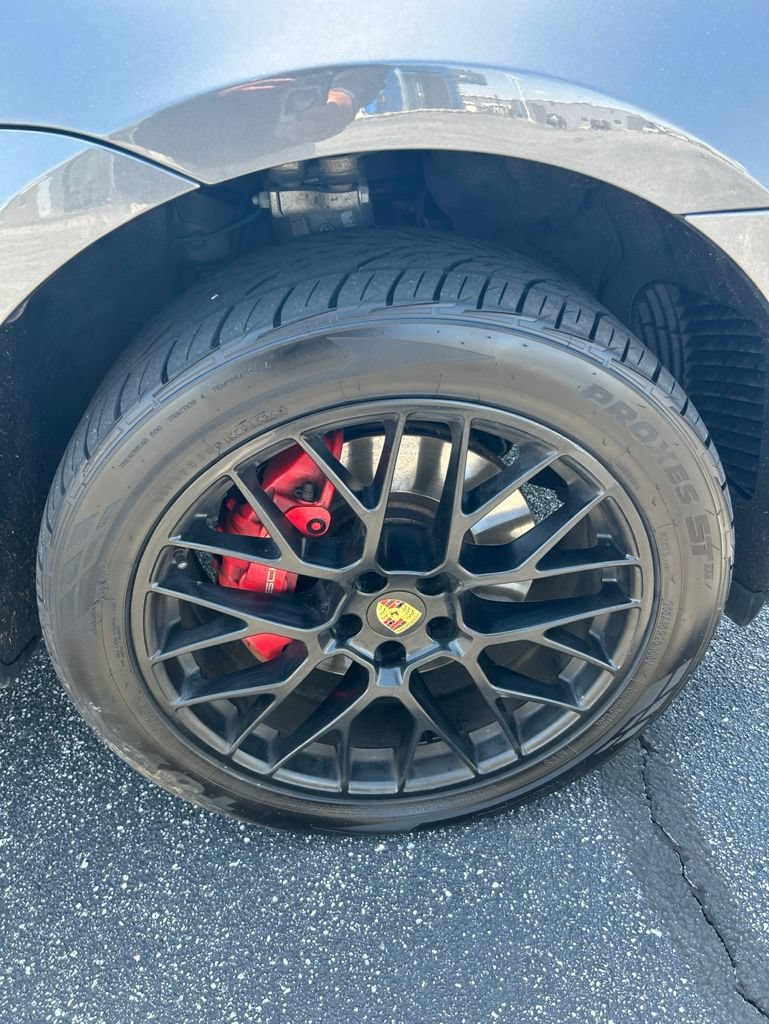 Used 2017 Porsche Macan GTS AWD/4WD image 21