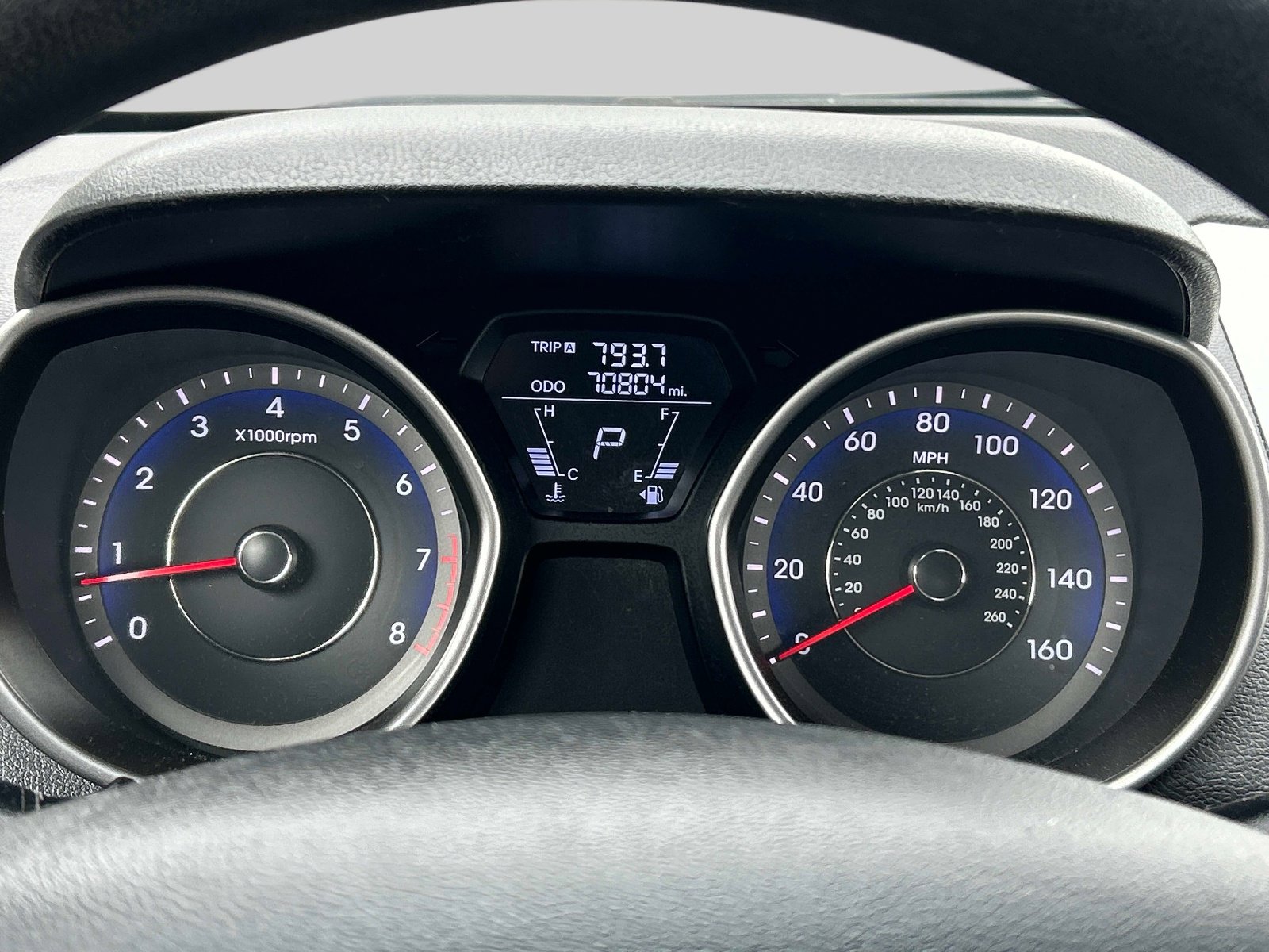 Used 2013 Hyundai Elantra FWD image 23