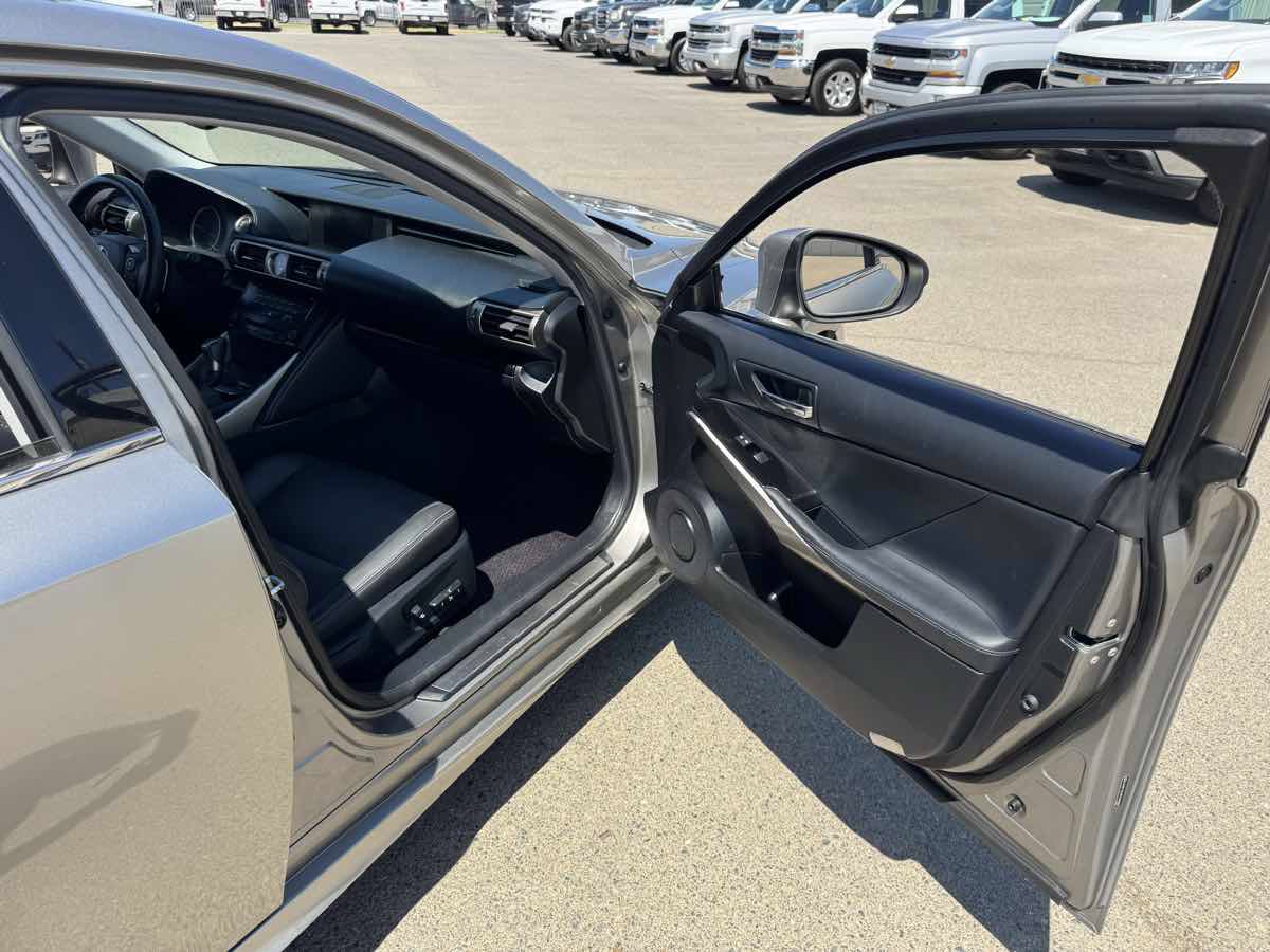 Used 2014 Lexus IS 250 w/ Navigation Package RWD image 15