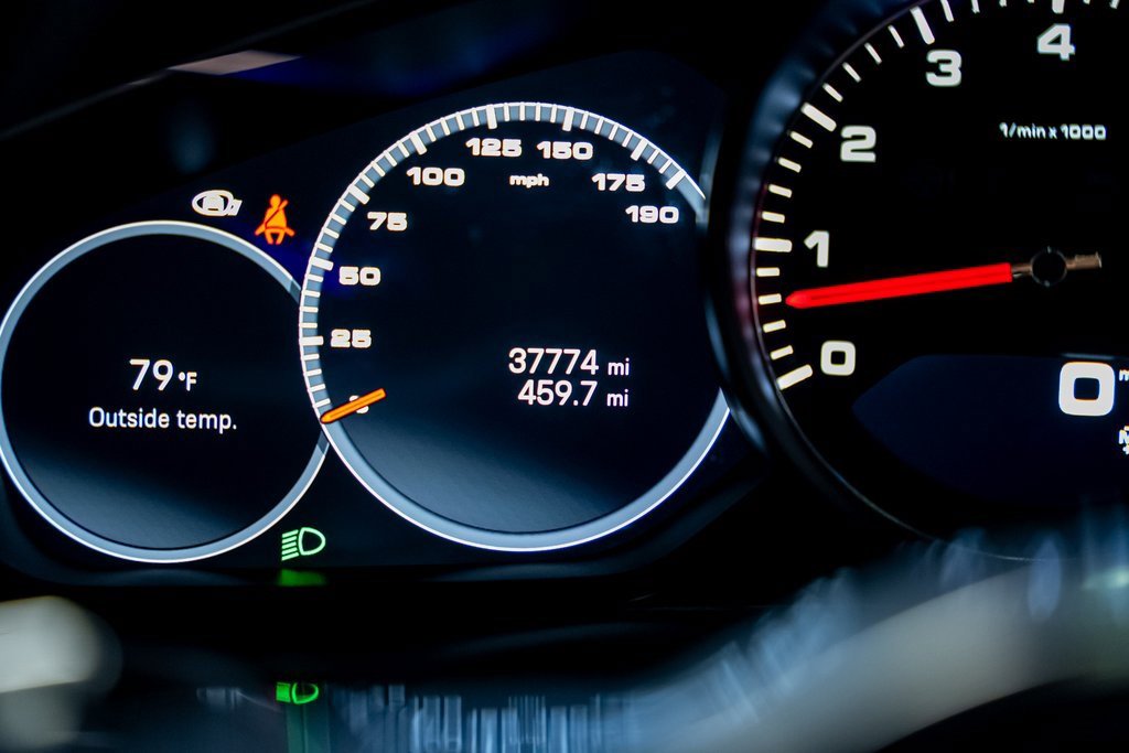 Used 2022 Porsche Cayenne S Platinum image 48