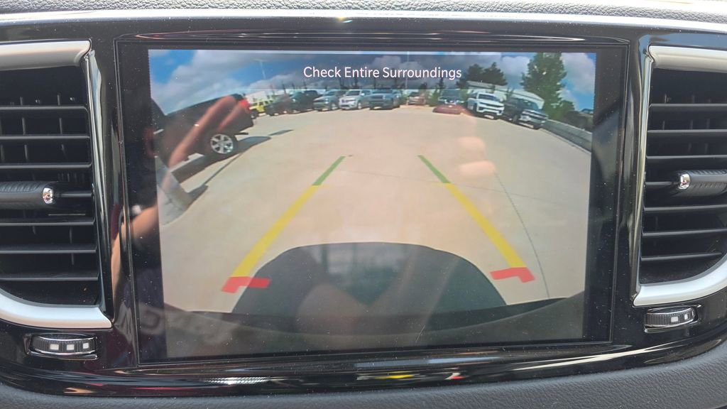 Used 2023 Chrysler Pacifica Touring-L FWD image 20