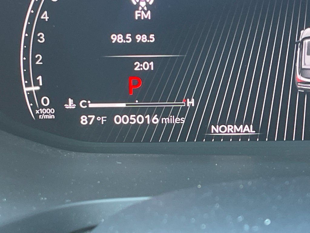 Certified 2025 Acura MDX w/ Technology Package AWD/4WD image 10