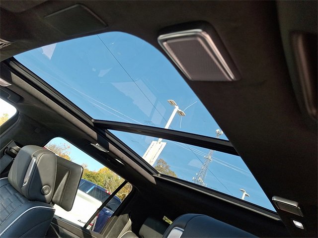 Certified 2024 Cadillac Escalade ESV Sport Platinum image 13