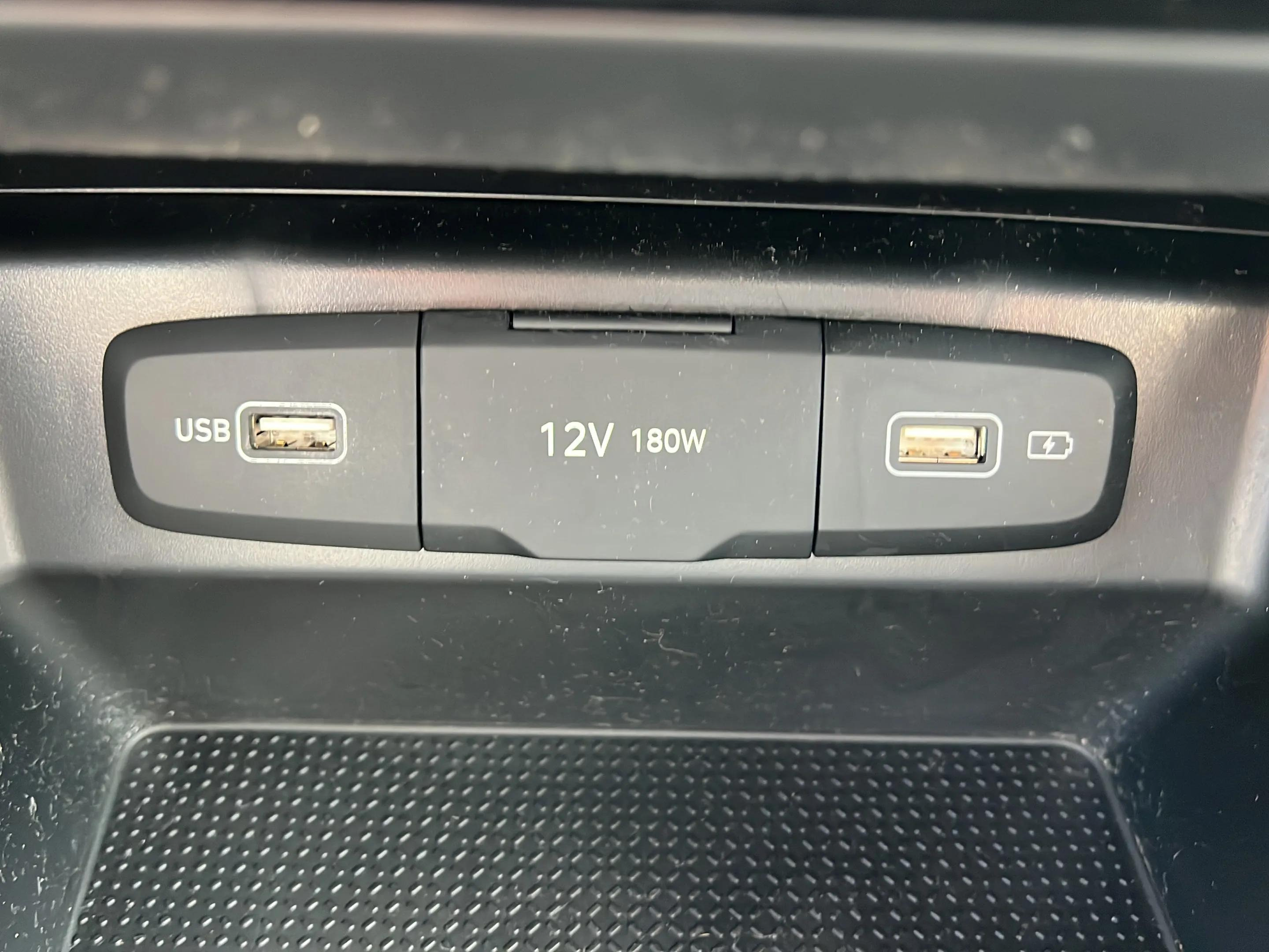 Certified 2022 Hyundai Tucson SEL AWD/4WD image 15