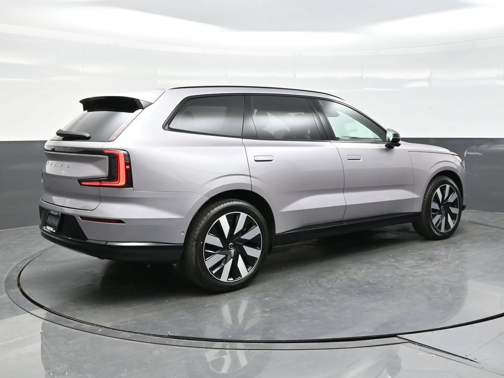 New 2026 Volvo EX90 Ultra AWD/4WD image 7