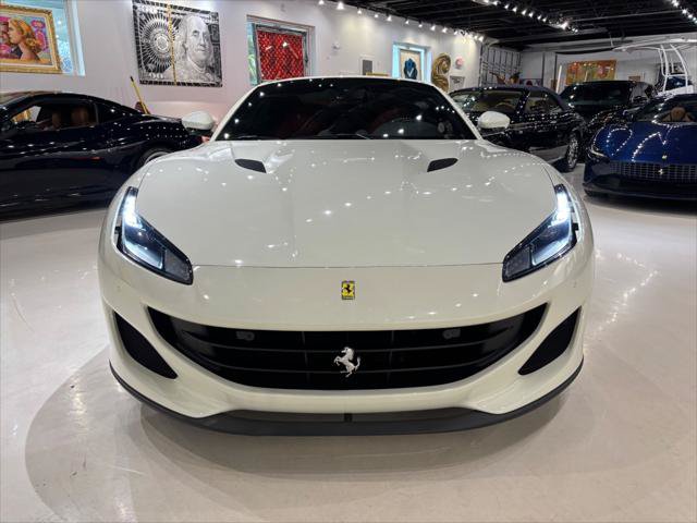 Used 2019 Ferrari Portofino RWD image 2