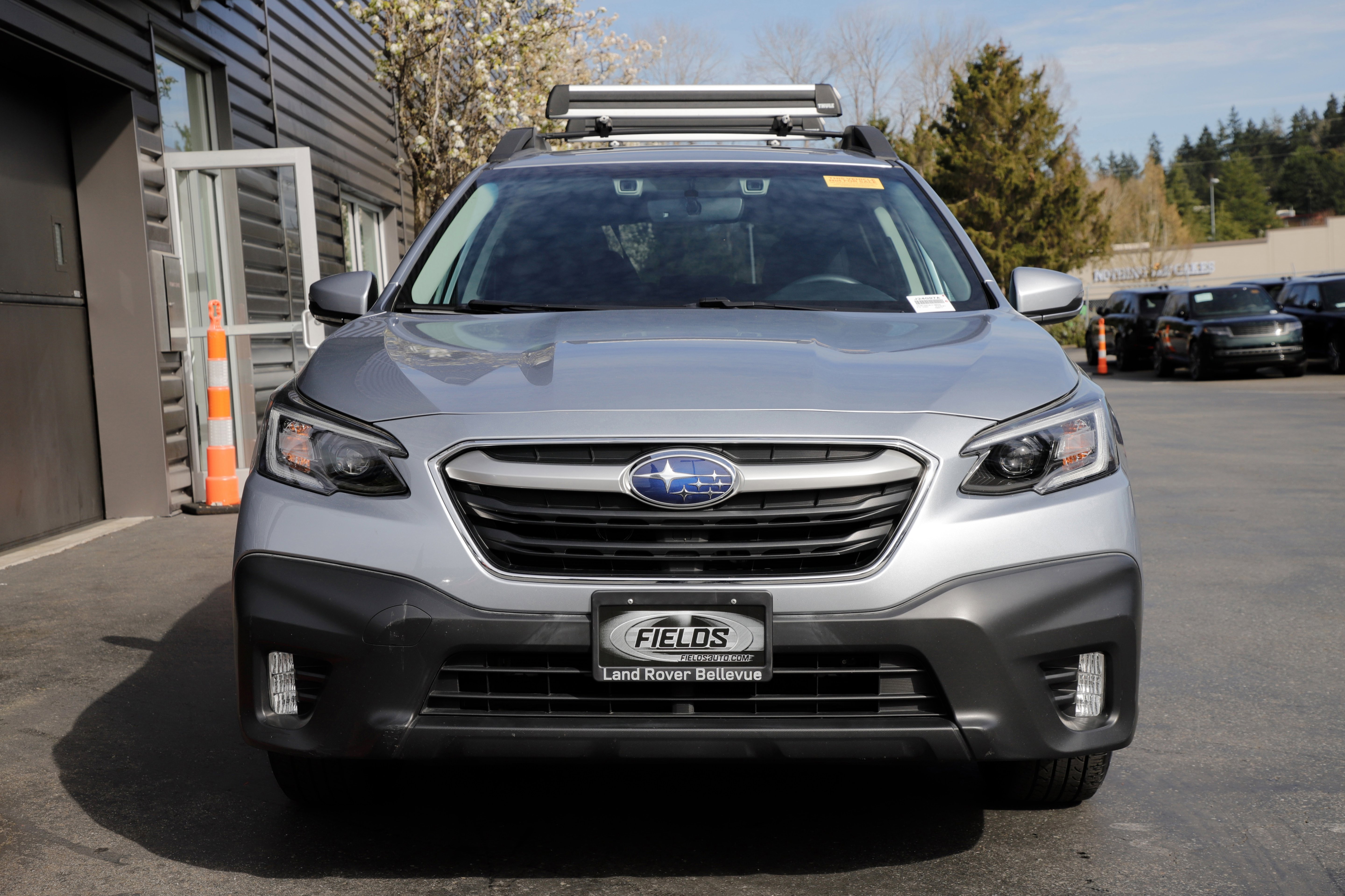Used 2020 Subaru Outback Premium image 6