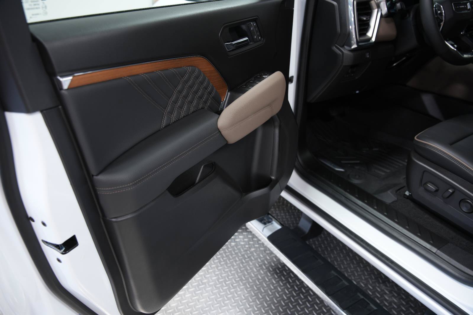 New 2026 GMC Canyon Denali AWD/4WD image 24