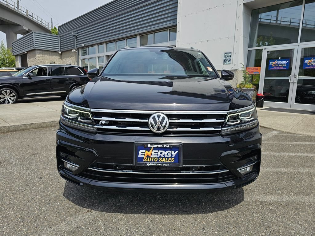 Used 2021 Volkswagen Tiguan SEL Premium R-Line w/ 3rd Row Seat Package AWD/4WD image 3