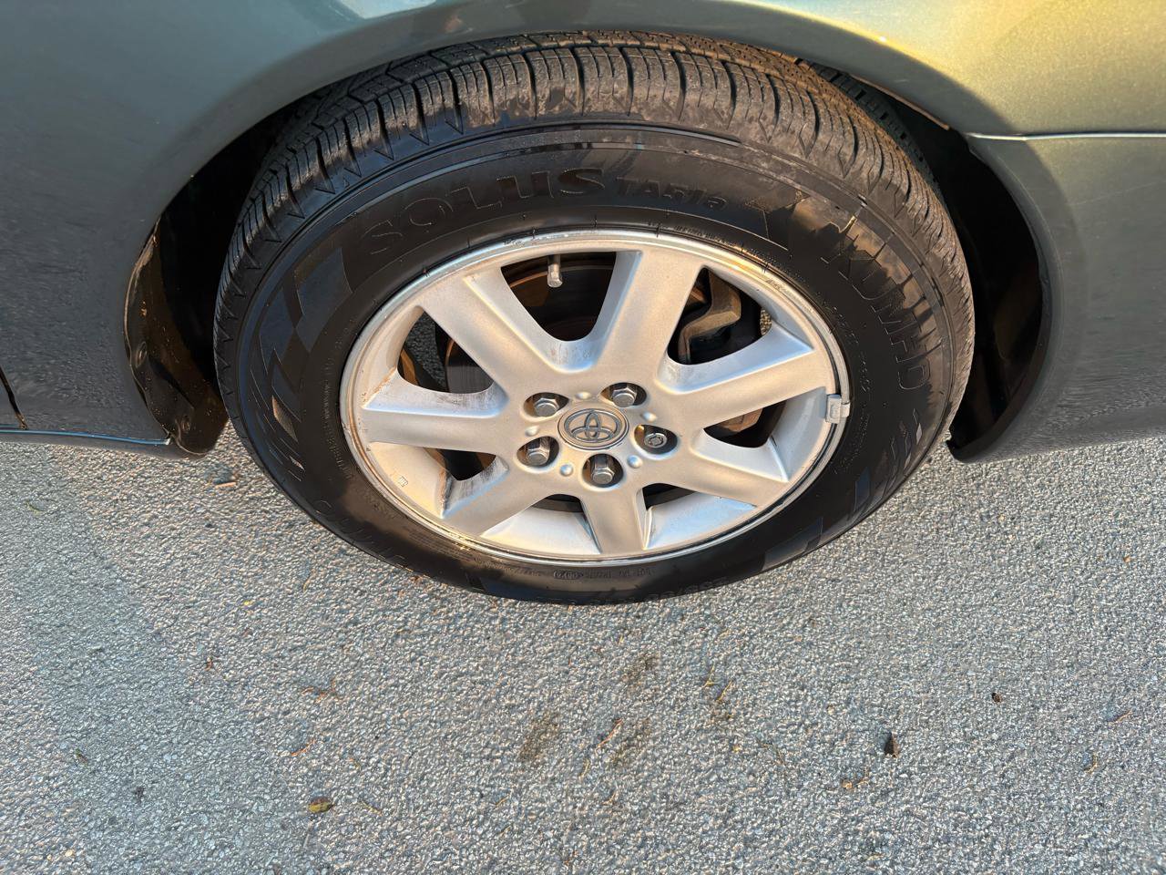 Used 2004 Toyota Avalon XLS image 42