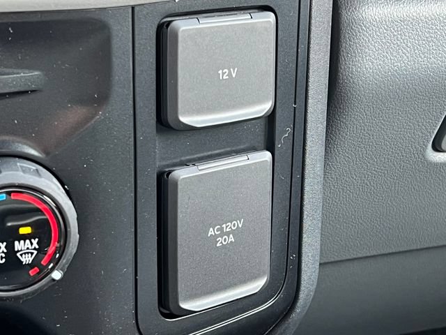 New 2026 Ford F250 XLT w/ XLT Premium Package AWD/4WD image 33
