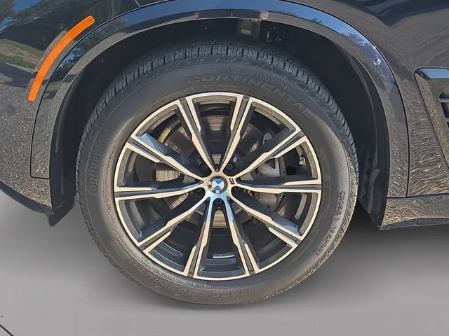 Used 2026 BMW X5 xDrive40i w/ M Sport Package AWD/4WD image 28