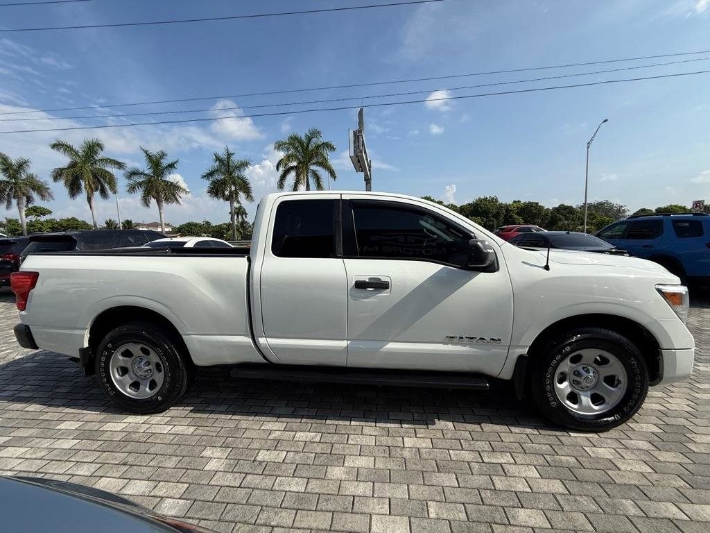 Used 2021 Nissan Titan S w/ S Utility Package image 9