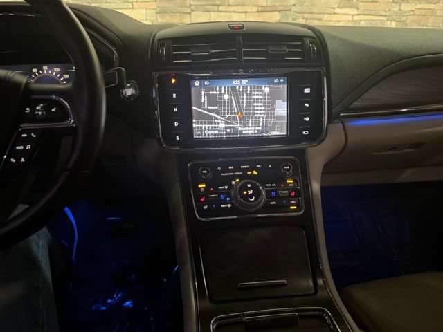 Used 2020 Lincoln Continental Reserve w/ Luxury Package AWD/4WD image 20