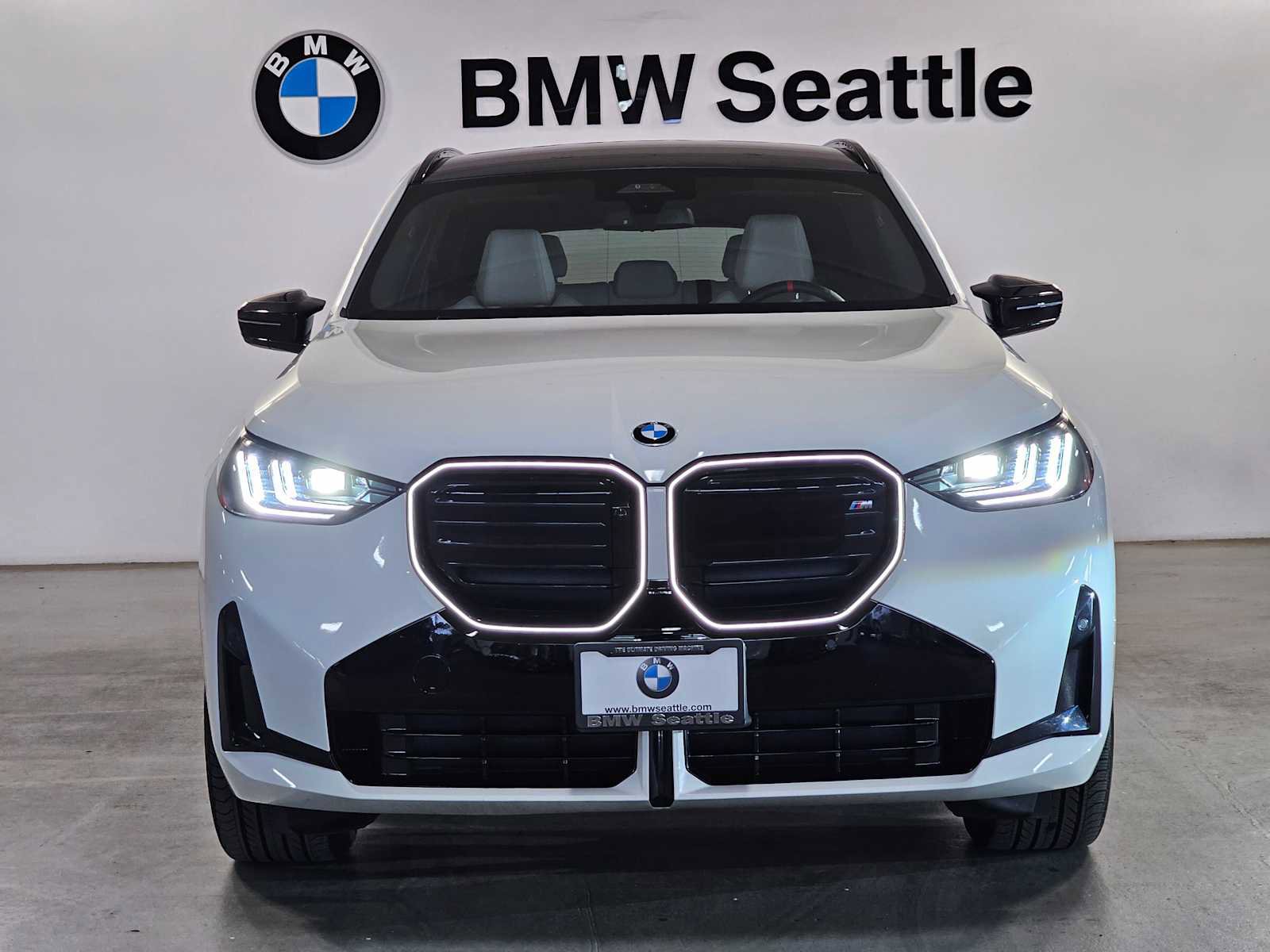 Used 2025 BMW X3 M50 w/ Premium Package image 6