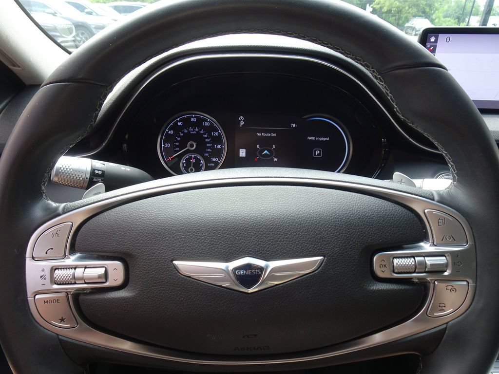 Used 2023 Genesis GV70 2.5T AWD/4WD image 19