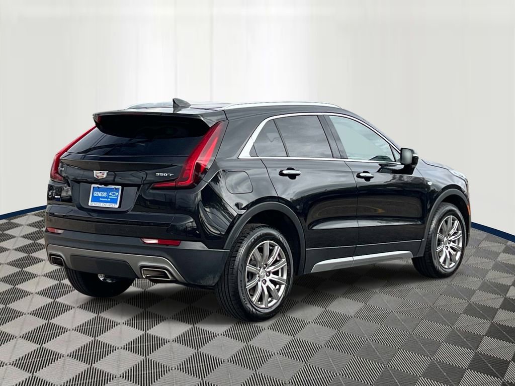 Used 2023 Cadillac XT4 Premium Luxury AWD/4WD image 5