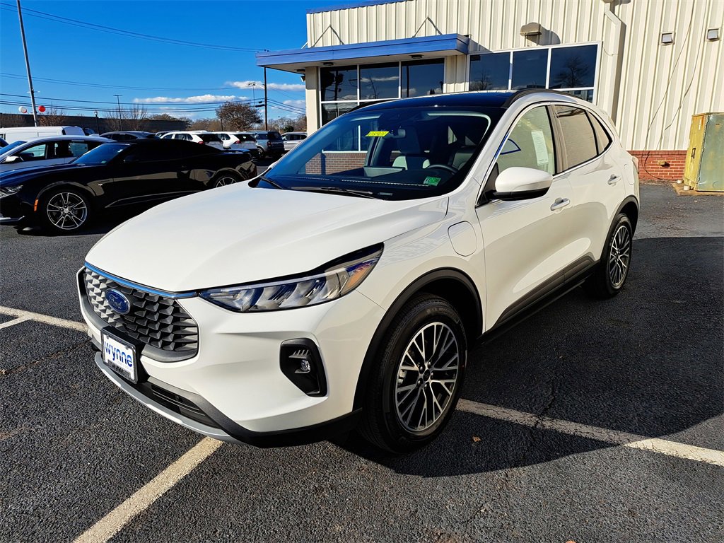 New 2026 Ford Escape Base image 3