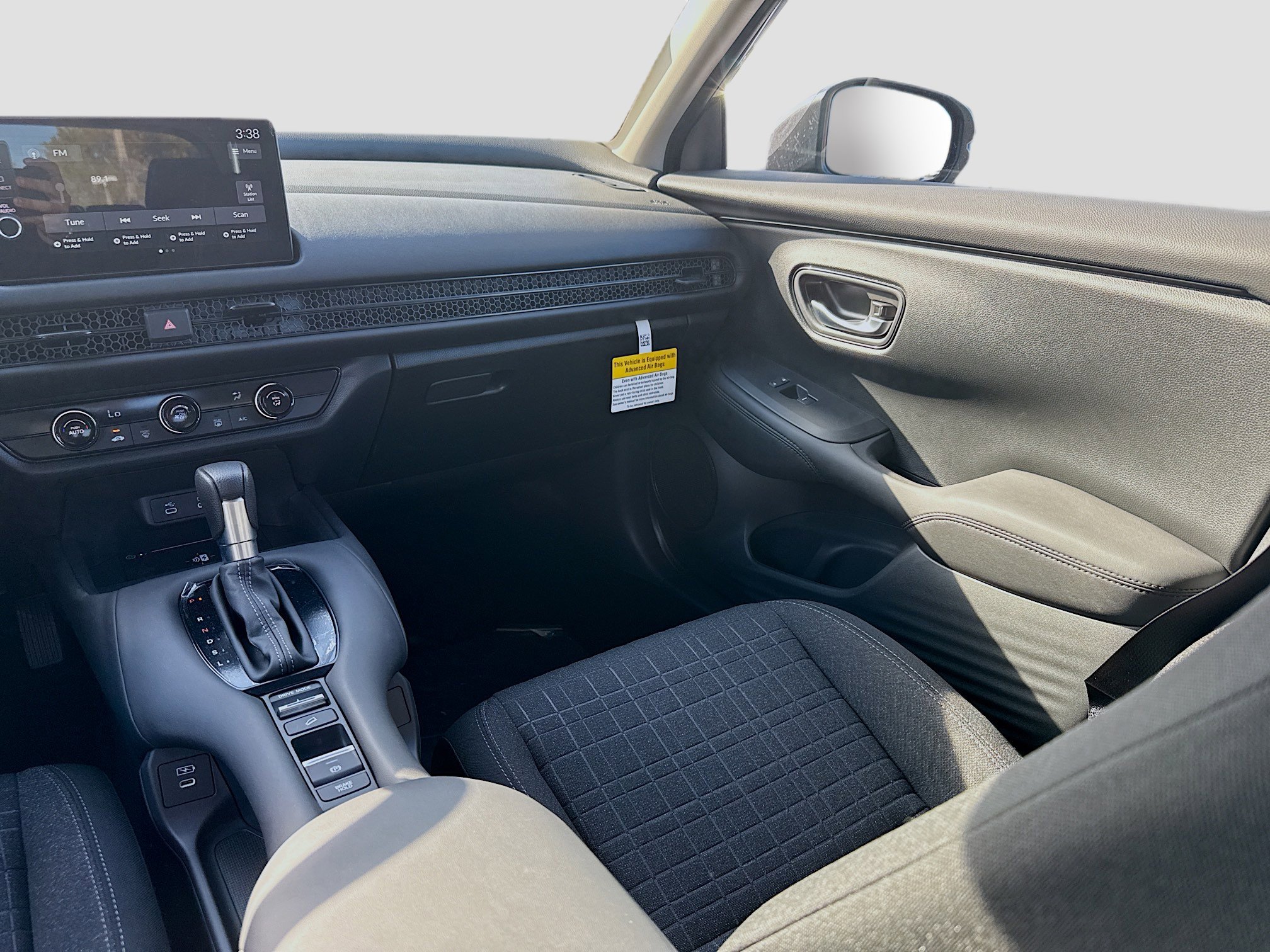 New 2026 Honda HR-V LX image 18