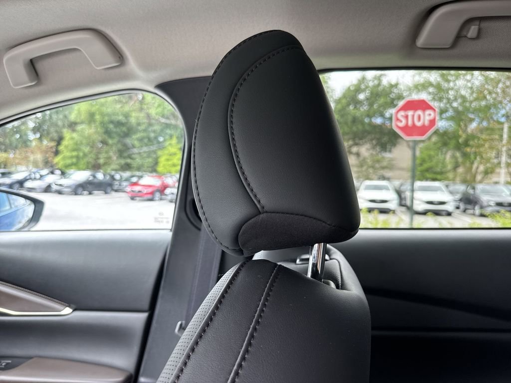 Used 2023 MAZDA CX-30 AWD 2.5 S w/ Premium Package image 16