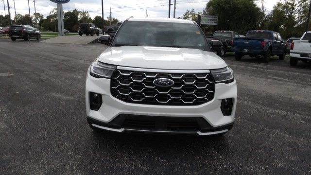 New 2026 Ford Explorer Platinum image 11